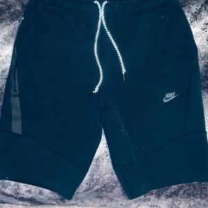 NIKE TECH PACK - SHORTS -(RARE ) hard to find .